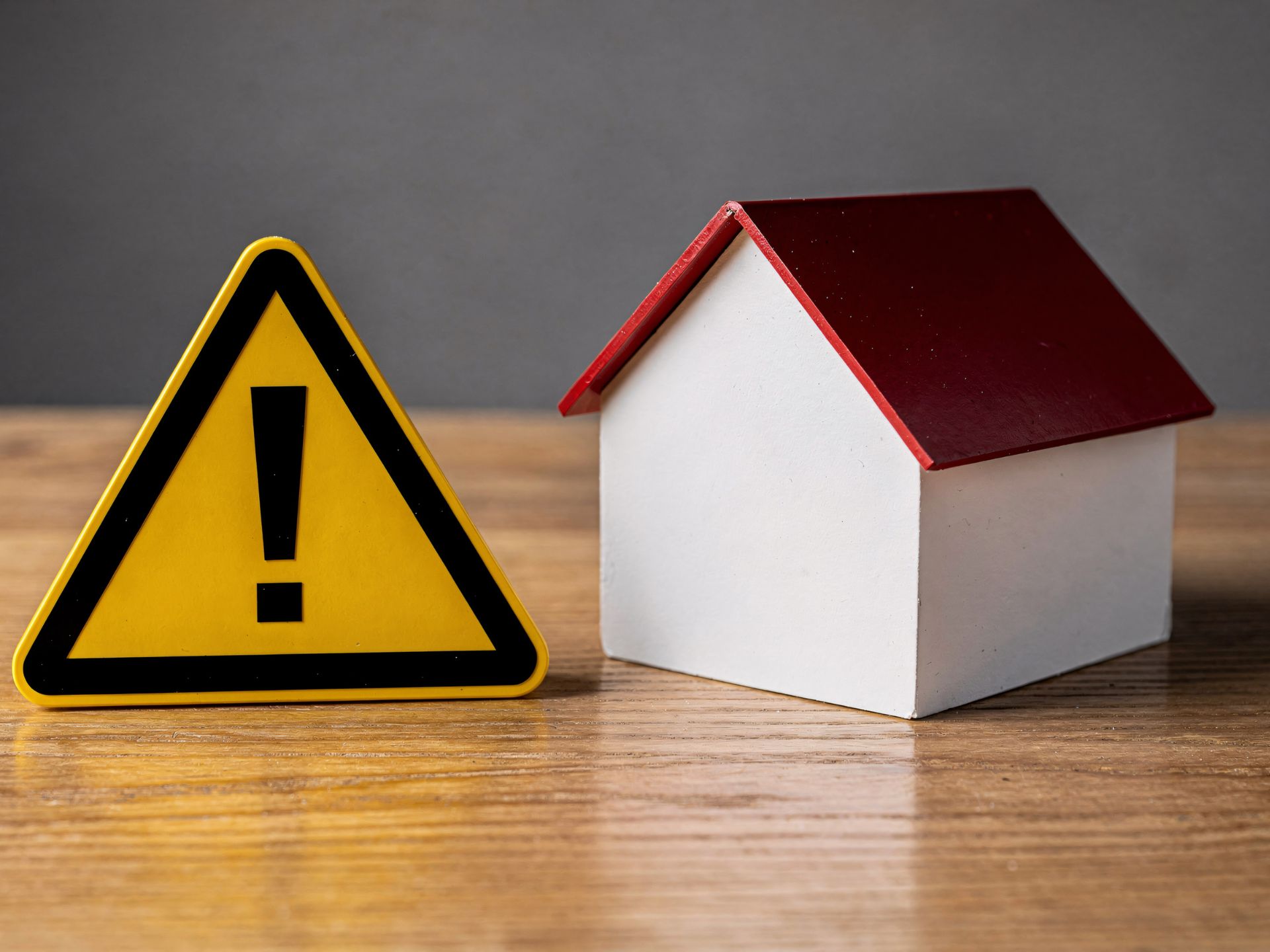 Comparer la caution et l'hypothèque comme garantie d'un prêt immobilier