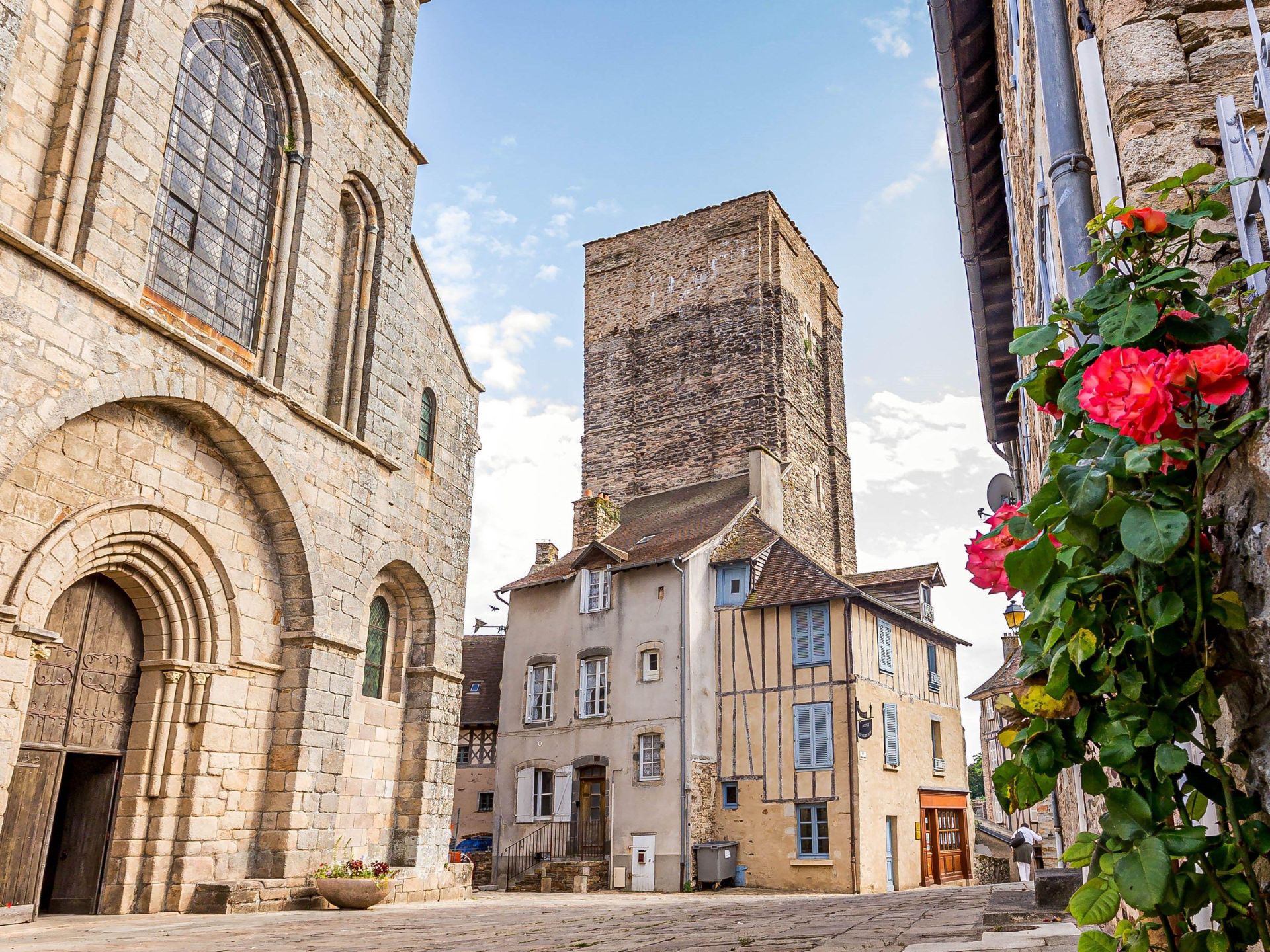 Estimation immobilière gratuite à Saint-Yrieix-la-Perche en Haute-Vienne
