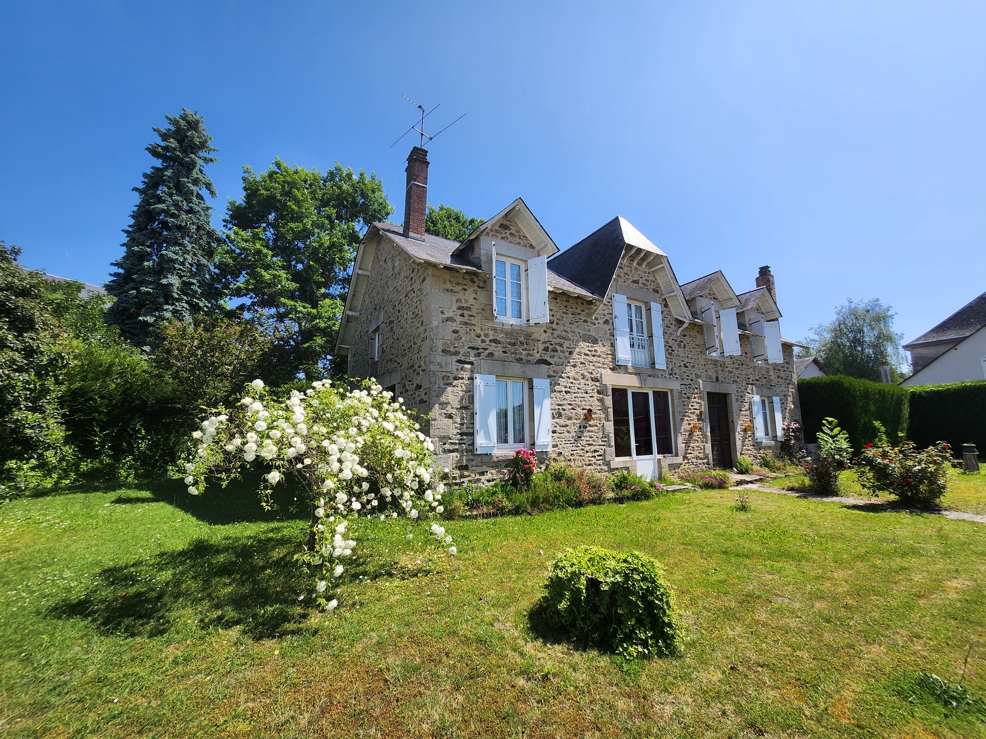 Maison de caractère à vendre à La Croisille-sur-Briance (87130)
