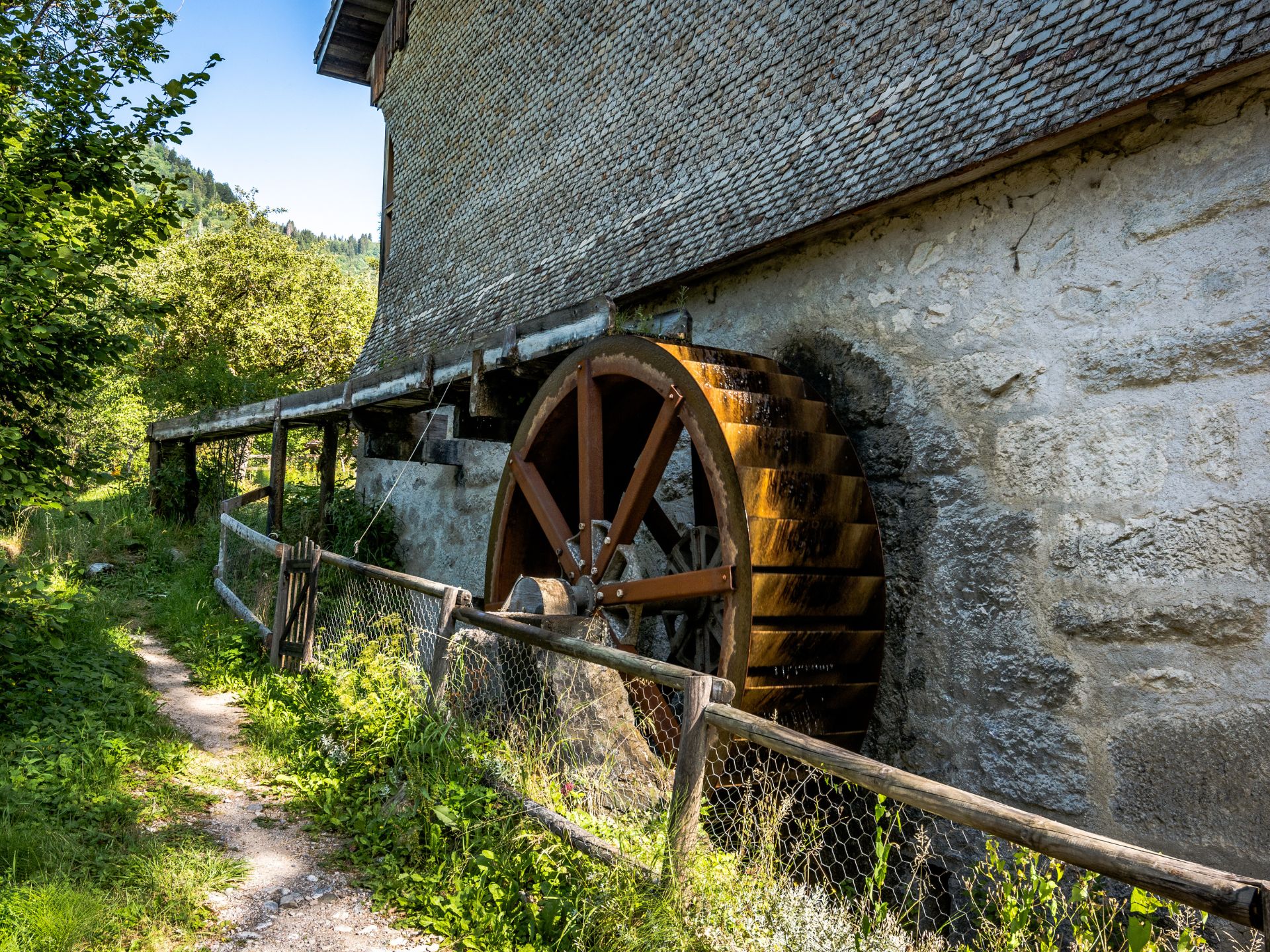 Vendre un bien immobilier atypique : moulin, grange ou ancien local commercial