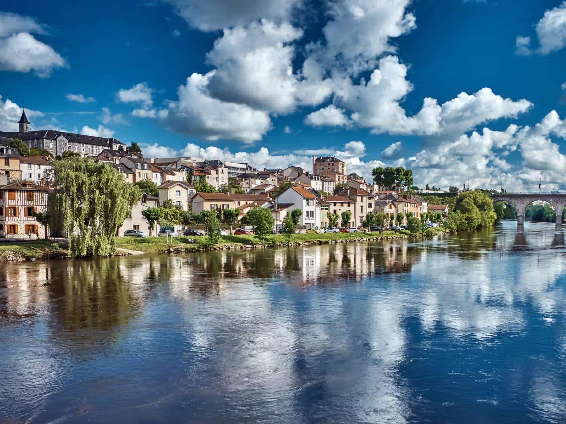 Habiter dans le centre-bourg d'une commune de Haute-Vienne